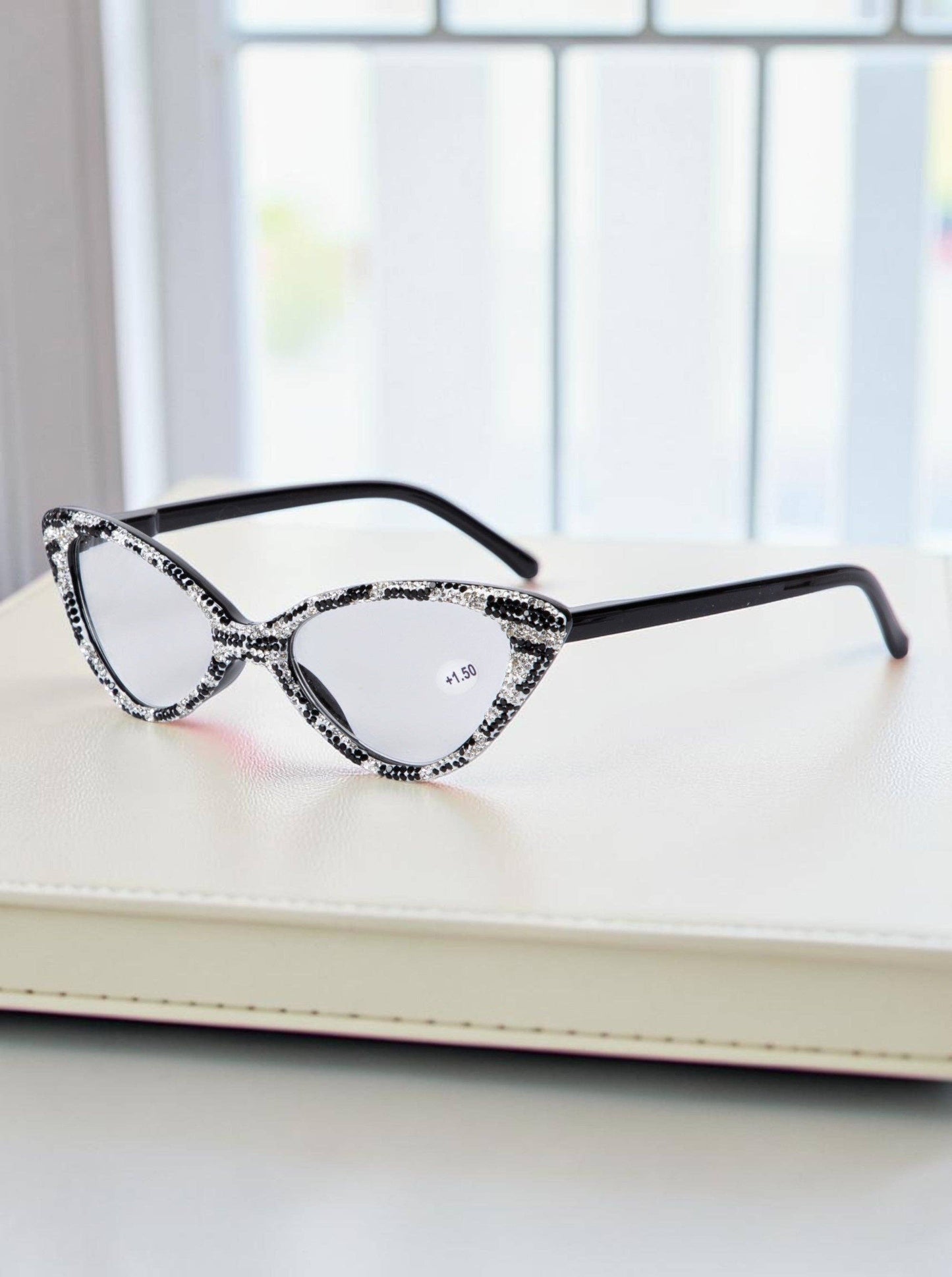 Handmade Rhinestone Cat Eye Reader Glasses G0404- White