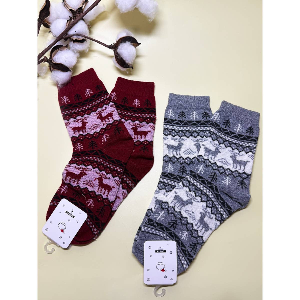 2815 Unisex Dark Tone Reindeer Theme Cozy Cabin Socks