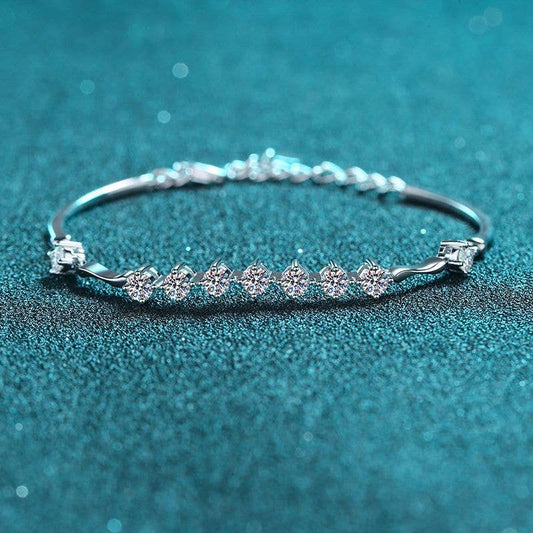 Dainty Four-Prong Moissanite Bracelet in 925 Sterling Silver