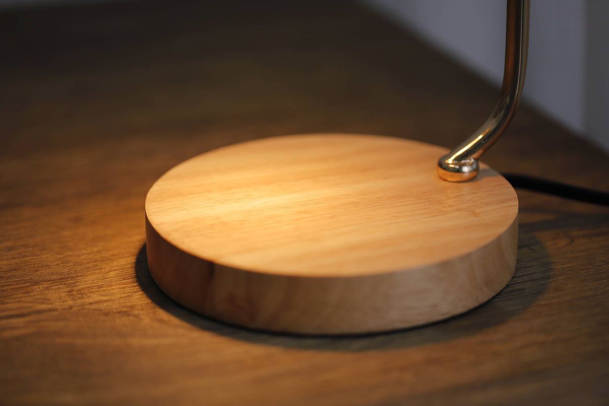 Amber Candle Warmer Lamp + Candle – Light Wood Round Base