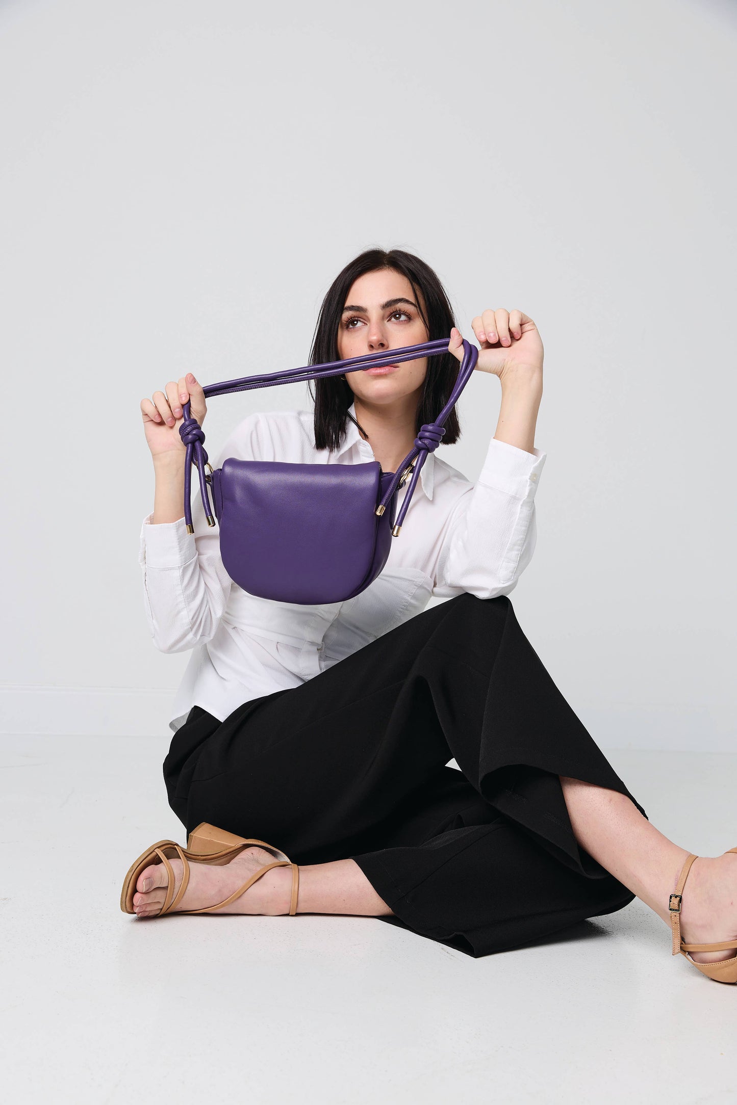 JN2655 Mumbai Knotted Shoulder Bag – Shaped Style