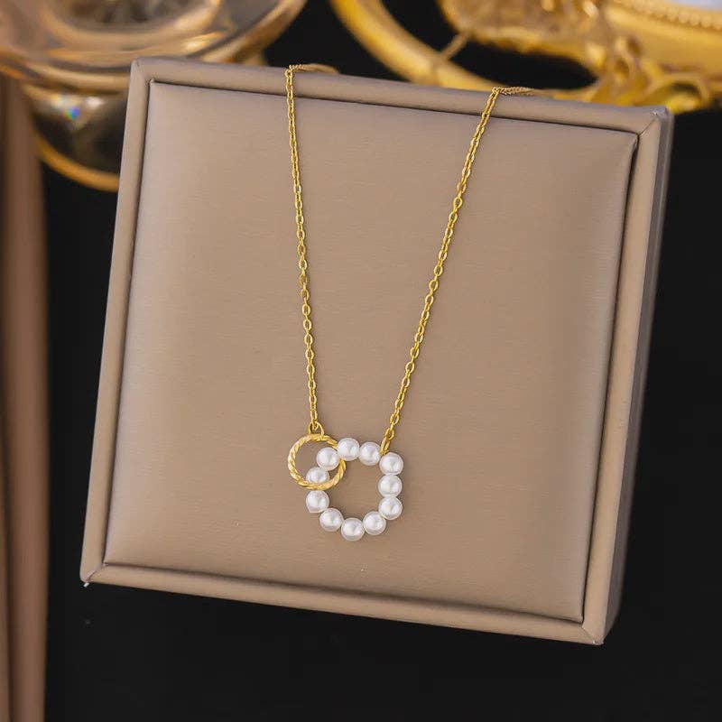 Double Ring Pearl Necklace