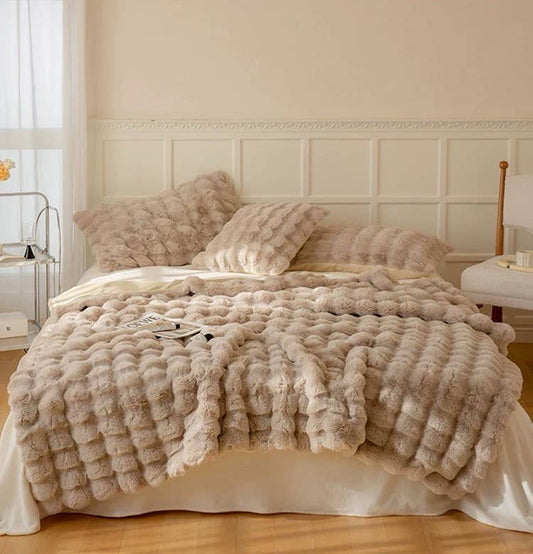 Ultra Soft Faux Rabbit Plush Furry Throw Blankets 1000GSM