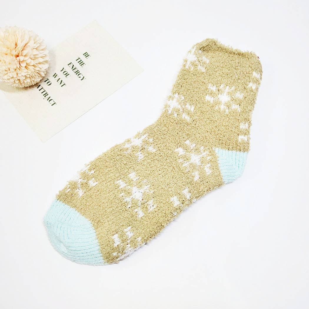 2813 Winter Snowflake Pattern Fuzzy Socks