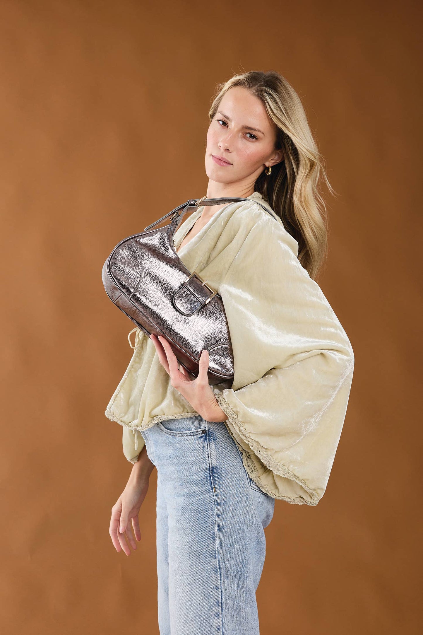 Madrid Buckle Shoulder Bag – Crossbody Style | JN2646