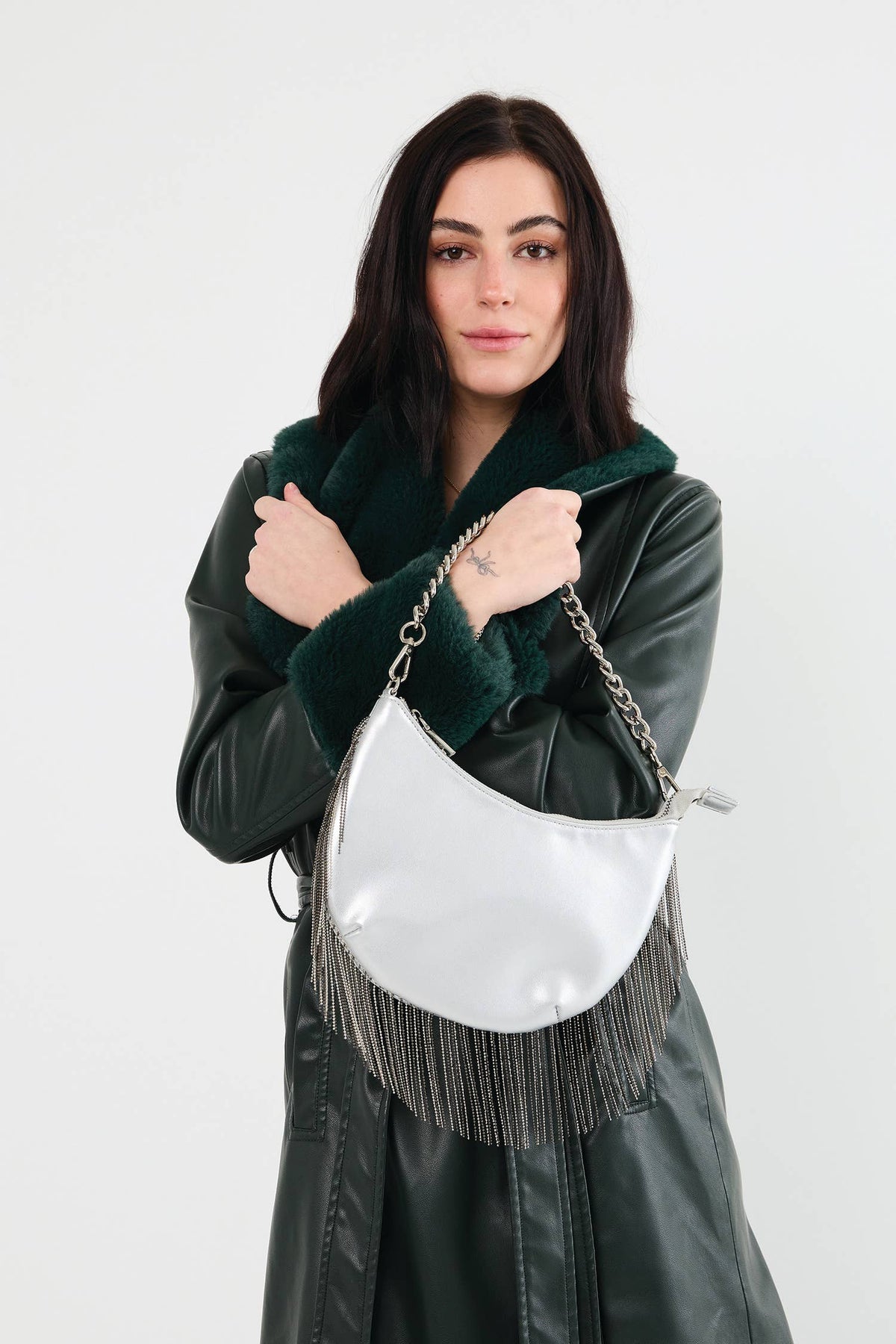 Juna Fringe Crossbody – Chain Strap Bag | EH2568