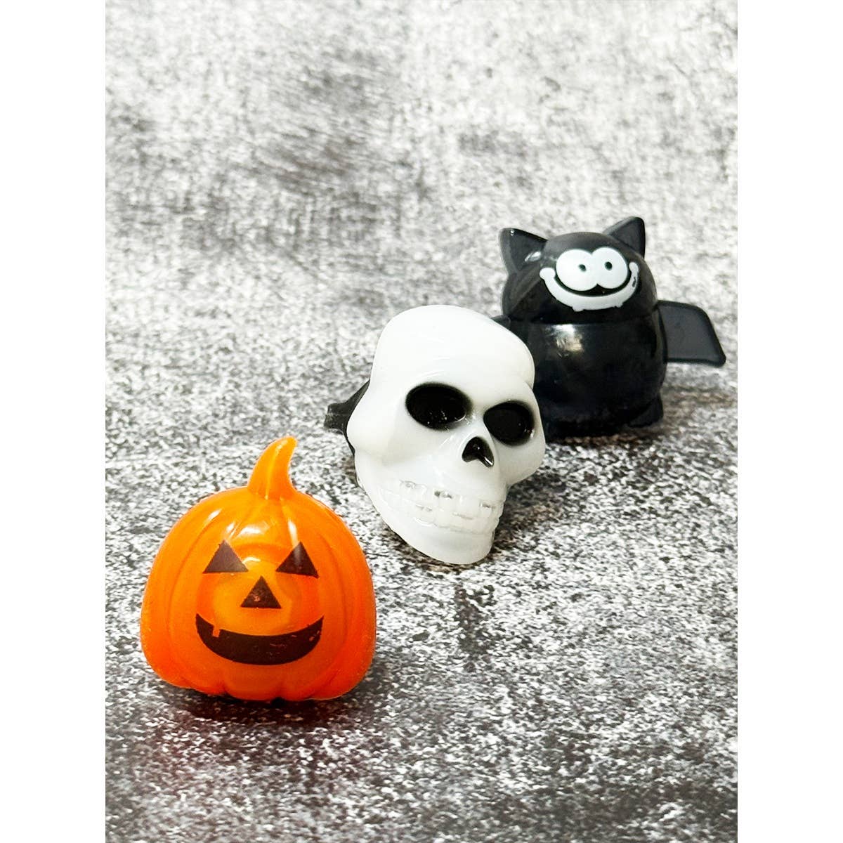 2801 Halloween Fright Zone Flashing Ring Toy